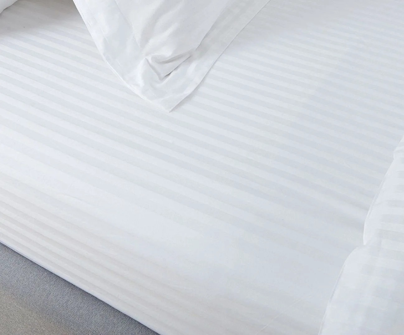 Sheet stripe/satin 140 gr/M2 white for hotels | Дом и сад