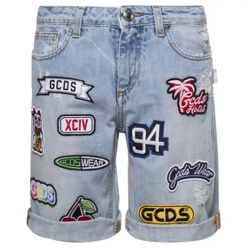 

Brand: Gcds - Genre:- Category: Bermudas - Made …Colore: , Taglia: 10Y