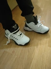 Zapatillas de baloncesto transpirables para hombre y mujer, calzado deportivo antideslizante con amortiguación, para entrenamiento de gimnasia