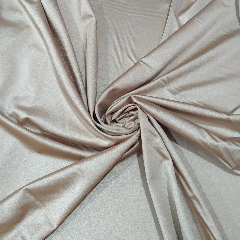 50x150 см, блестящая ткань нейлон, спандекс лайкра, растягивается в 4 направлениях, бежевый цвет, пошив купальников, танцевальные костюмы