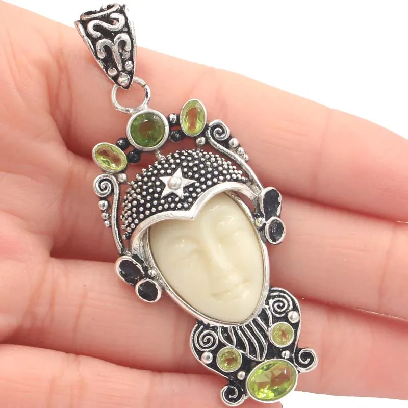 

SheCrown Special 15.4g Egypt Goddess White Face Created Green Peridot Gift Silver Pendant 66x28mm