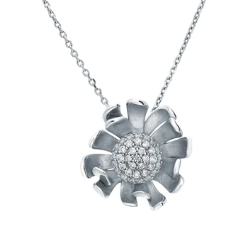 

Gold necklace with diamonds sunlight sample 585