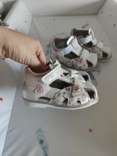 Apakowa-Sandalias de Punta cerrada para niñas pequeñas, zapatos ortopédicos adecuados para playa, de verano, con mariposas y princesas, 1 año