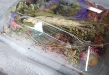 1 caja de hojas de flores prensadas reales, resina de margaritas secas, calcomanías de belleza para uñas, moldes de epoxi, embellecedores para fabricación de joyas