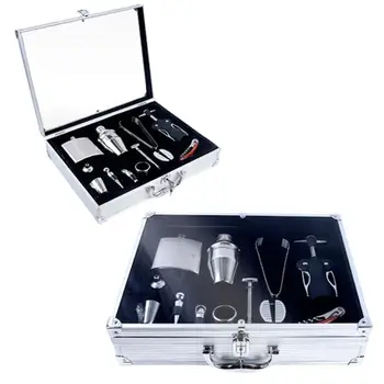 

Travel Set cocktail in case