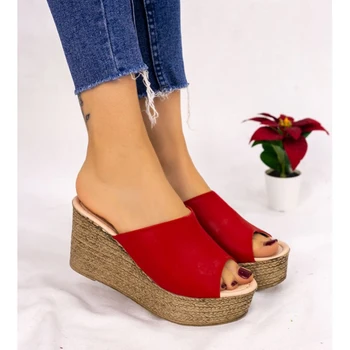 

Hanna Red Skin Wedges Slippers