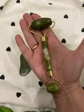 Rodillo masajeador Facial de piedra de Jade Natural, conjunto de rascador de Gua Sha verde, herramientas adelgazantes de belleza, 2 unidades