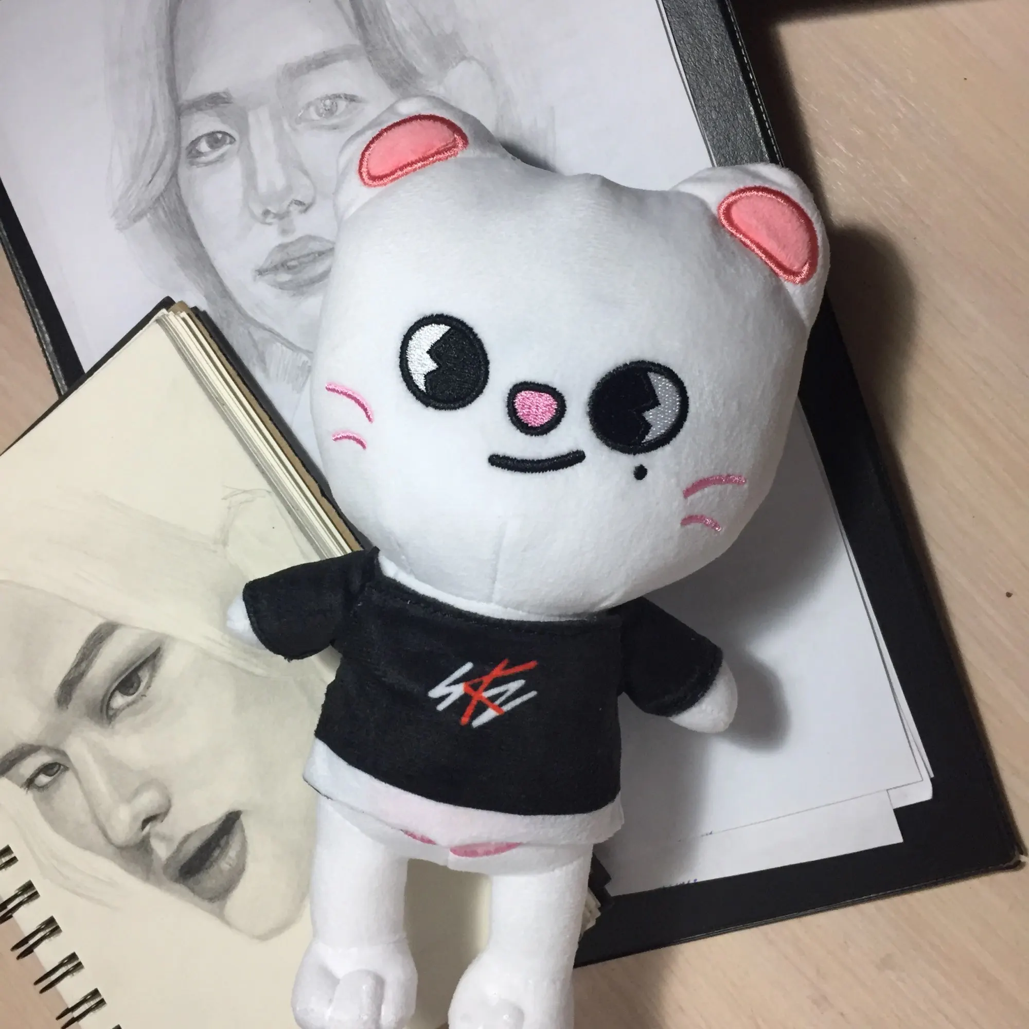 кот феликс игрушка. какая игрушка у феликса. кот феликс funko pop. какая игрушка у феликса. феликс игрушка.