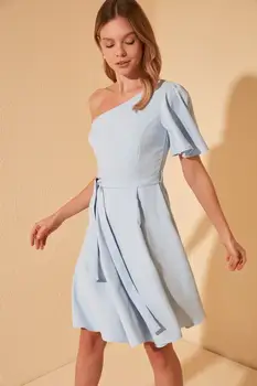 

Trendyol Belted Single Sleeve Dress TWOSS20EL0462