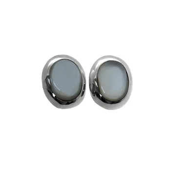 

Sterling silver earrings 925mm female 13mm. Center stone mother-of-pearl oval close pressure