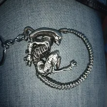 LLavero de depredador alienígena, máscara de AVP, llaveros para bolsos, llavero de coche, joyería
