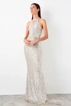 

Trendyol Sequined Evening Dress TPRSS19AE0147