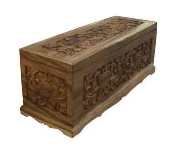 

The chest of carved "Bud" is small.
