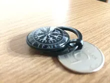 LLavero de pirata vikingo Vegvisir, colgante de cristal con patrón de brújula vikinga, el mejor regalo