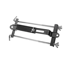 Универсальное крепление для аккумулятора легкового автомобиля Универсальное крепление для аккумулятора легкового автомобиля