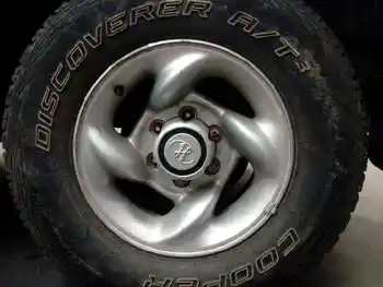 

235/75/15 GAME RIMS MITSUBISHI GALLOPER (HYUNDAI)