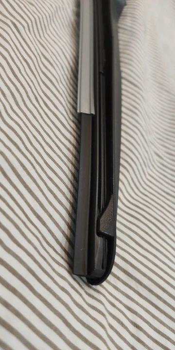 Отзыв о товаре Щетка стеклоочистителя автомобильная универсальная U-образная, 14 дюймов, 16 дюймов, 17 дюймов, 18 дюймов, 19 дюймов, 20 дюймов, 21 дюйм, 22 дюйма, 24 дюйма, 26 дюймов от пользователя A***v