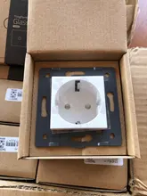 Power-Socket Glass-Panel Wall-Outlet Livolo Eu Standard 16A Crystal of Manufacturer 12/13/15