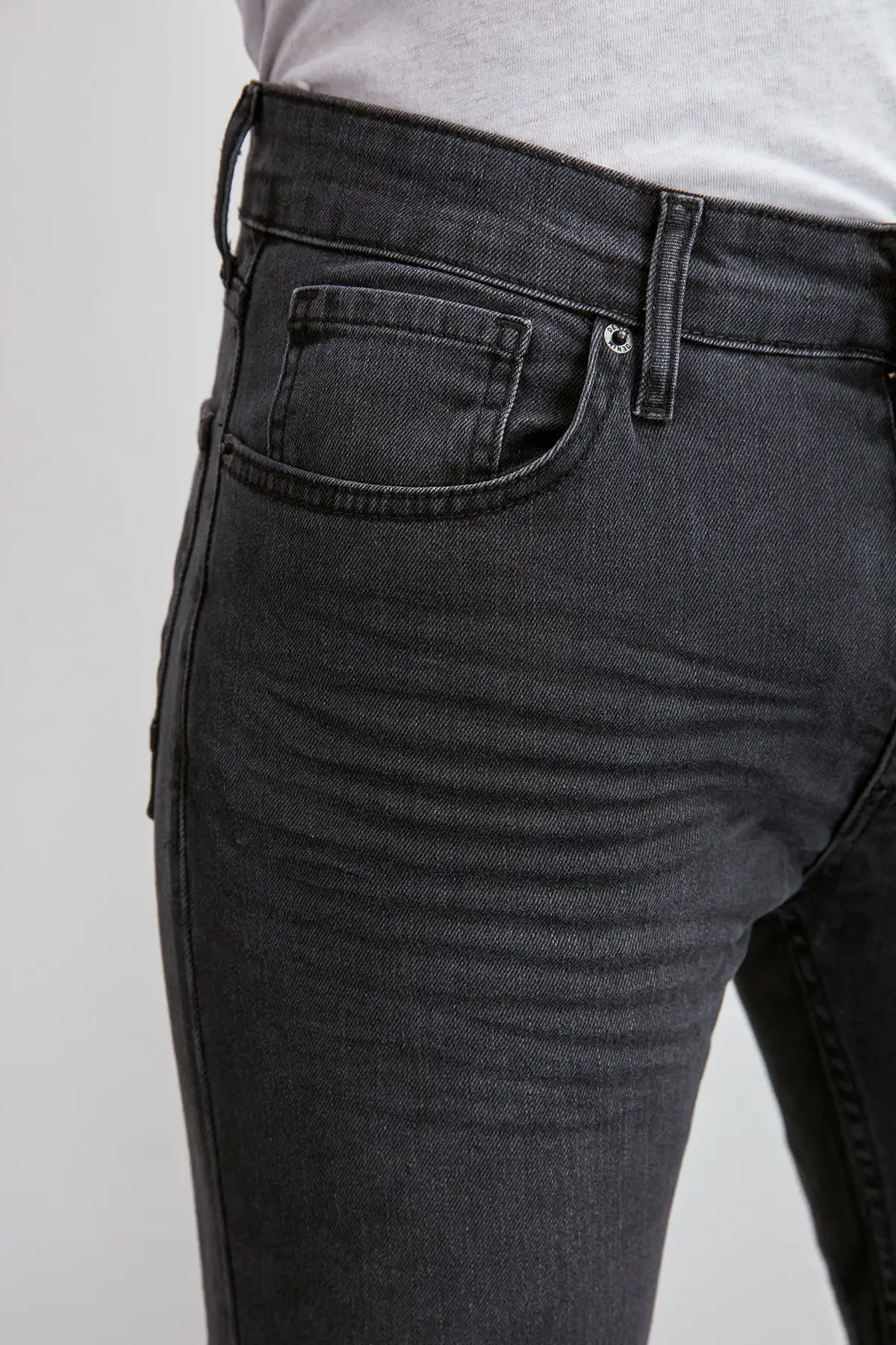 Trendyol мужские зауженные джинсы TMNAW20JE0324