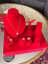 Calidad joyero terciopelo rojo pantalla titular boda anillo, collar, pulsera organizador de almacenamiento soporte de contador de la tienda escaparate