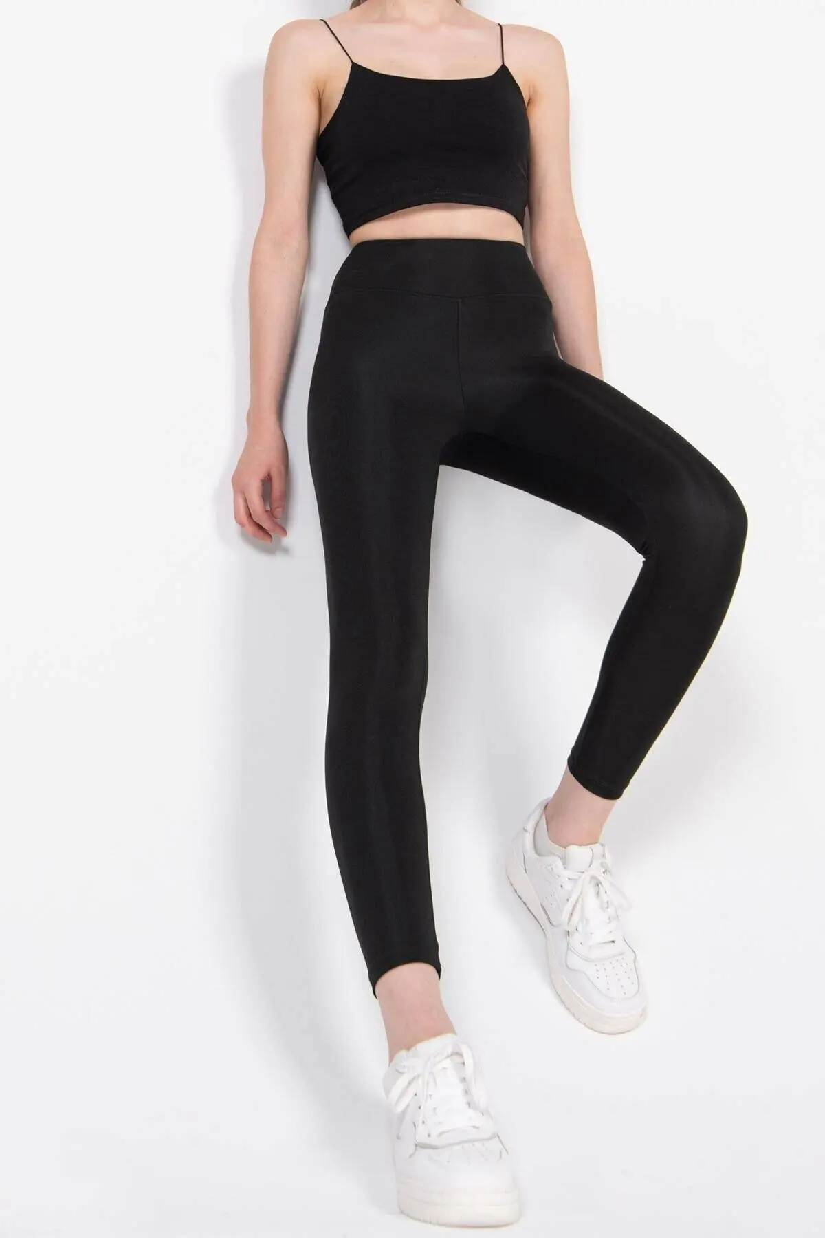 leggings-de-desporto-feminino-de-cintura-alta-elastico-e-toparlayıcı-bilekte-preto