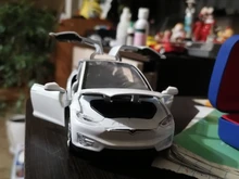 1:32 modelo Tesla X coche en miniatura de aleación con tirar juguete electrónico con simulación de luces y música modelo juguetes para niños de regalo