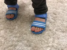 Zapatos de verano para niños y niñas, sandalias informales de Punta cerrada para playa y piscina, zapatillas planas sin cordones