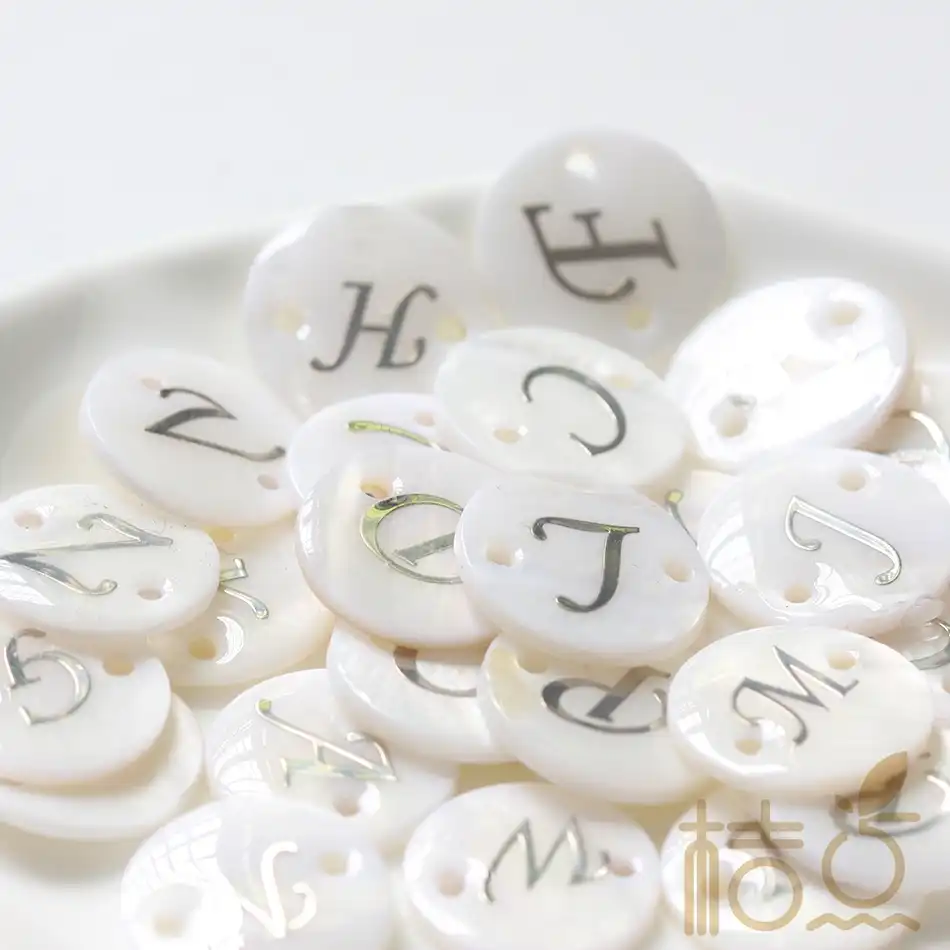 Natural Shell Silver Alphabet With 2 Holes-Alphabet-Letter-Round-Link 15mm CW