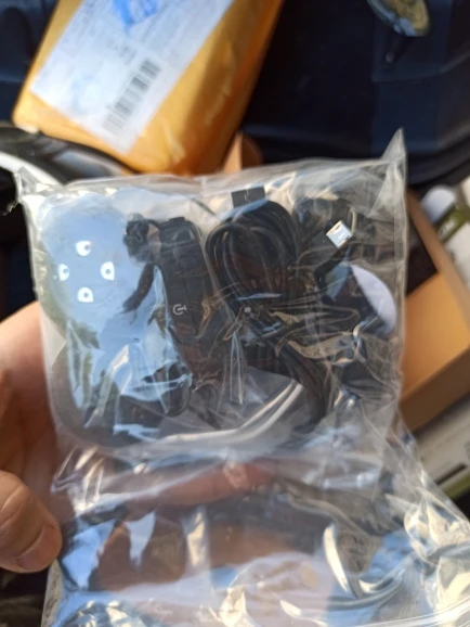 Отзыв о товаре Bluetooth-гарнитура для шлема Easy Rider Vimoto V8, английская версия, стереонаушники для мобильных телефонов с GPS, двустороннее радио от пользователя D***r