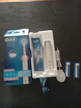 Oral B Pro 2 2700, Cepillo de dientes eléctrico recargable, 2 modos cepillado, temporizador, limpieza 3D, hasta 14 días, sensor