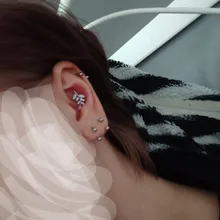 1PC de cristal de CZ hélice pendientes espárragos oído Piercing 316l Acero quirúrgico pendiente de cartílago 16G Tragus Piercing para mujeres Punk