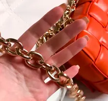 Bolso de hombro de lujo con cadena de Metal para mujer, pequeño bolso cuadrado tejido, cruzado de cuero genuino, de cuero de vaca, para teléfono