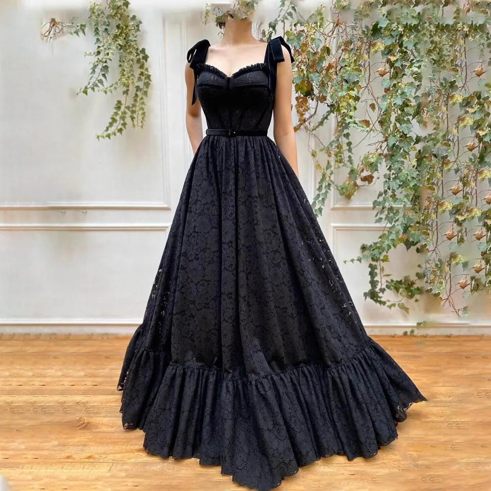 Audrey Hepburn Style Black Lace Wedding 