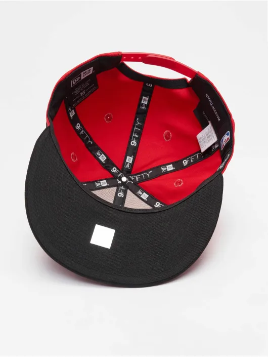 Новая эра 9fifty Чикаго Буллз Пользовательский спрос самого ценного игрока NBA из команды «Регулируемая контрастность Кепка с прямым козырьком кепки красный