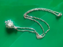 Colgante con forma de flor de loto para mujer, luminoso, luminoso, Luna oscura, collar para mujer, Yoga, oración, joyería de budismo