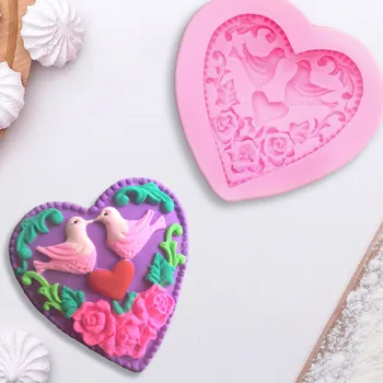 

2581367 mold 6,8*6,2*1,4 cm 'heart with pigeon'