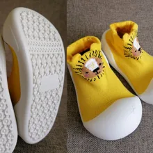 Zapatos de primeros pasos para bebé, Primavera, niño pequeño, zapatos para chicas y chicos de algodón informales, zapatos antideslizantes de fondo suave y cómodos