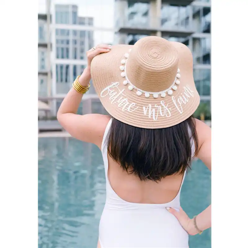 カスタムポンポンフロッピービーチ帽子名前 わら帽子 休暇新婚旅行帽子 独身パーティーギフト 週末のパーティー花嫁のギフト 日よけ帽子 Aliexpress