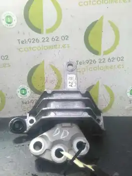 

13227717 support Right Engine Opel Insignia Saloon 2.0 16v Cdti