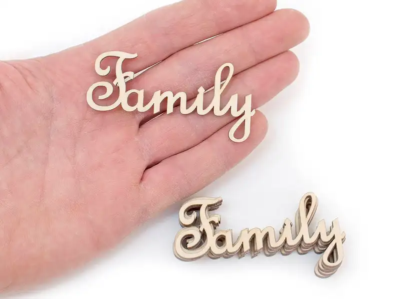 

5x Wooden Family Words Script (7cm) Shapes Cut Out Art Projects Craft Decoration Gift Decoupage Laser Cut 0700