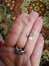 Pendientes de Estilo Vintage para mujer, aretes pequeños con diseño de flor hueca, abrazadera tipo U, estilo Retro, estilo europeo, Punk