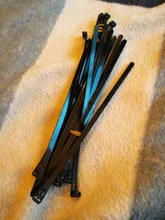 20 piezas tirantes brida de Cable liberable de color blanco y negro de plástico de 8mm * 150mm/200mm/250mm/300mm/350mm/400mm/450mm