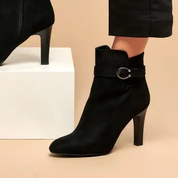 

FLO 19K-079 Black Women Boots BUTIGO