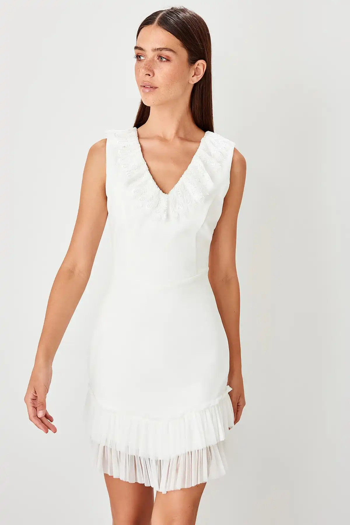 

Trendyol Accessory Detailed Dress TPRSS19FZ0439