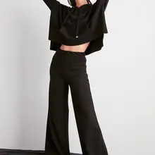 Trendyol расклешенные трикотажные спортивные штаны TWOAW20EA0184