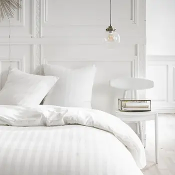 

Adornment Chantilly Today 100% Percale cotton duvet