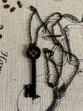 Collar de Metal con personalidad para Halloween, accesorios de esqueleto de llave Coraline de color negro, Retro, del Cofre del Tesoro