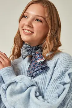 

11883 Blue Scarf