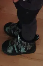 Sandalias de malla para niños y niñas, zapatos informales de playa, de marca, calzado deportivo a la moda, color negro, para verano, 2021