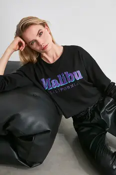 

Trendyol Printed Crop tops Long Sleeve Knitted T-Shirt TWOAW21TS0041